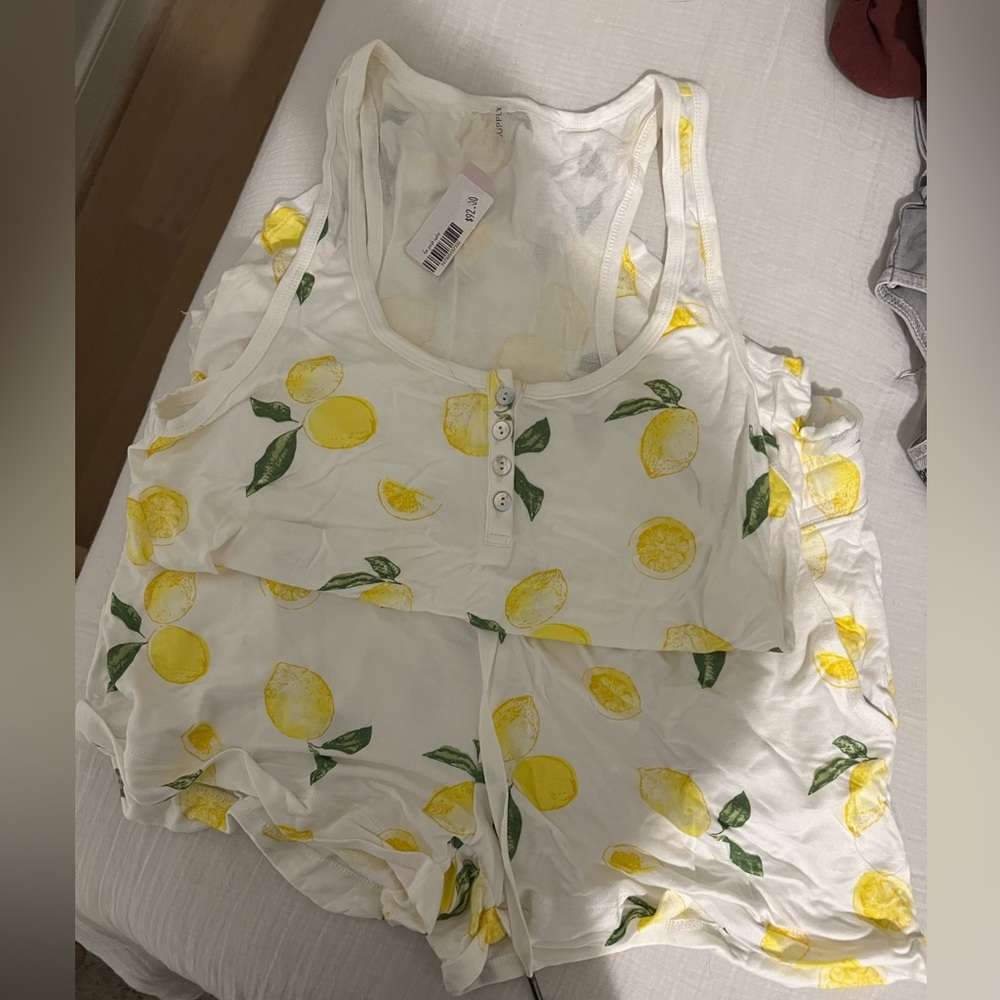 Z supply lemons sleep/lounge set